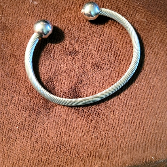 2/$12 Sabona magnetic bracelet small size EUC - Picture 1 of 1